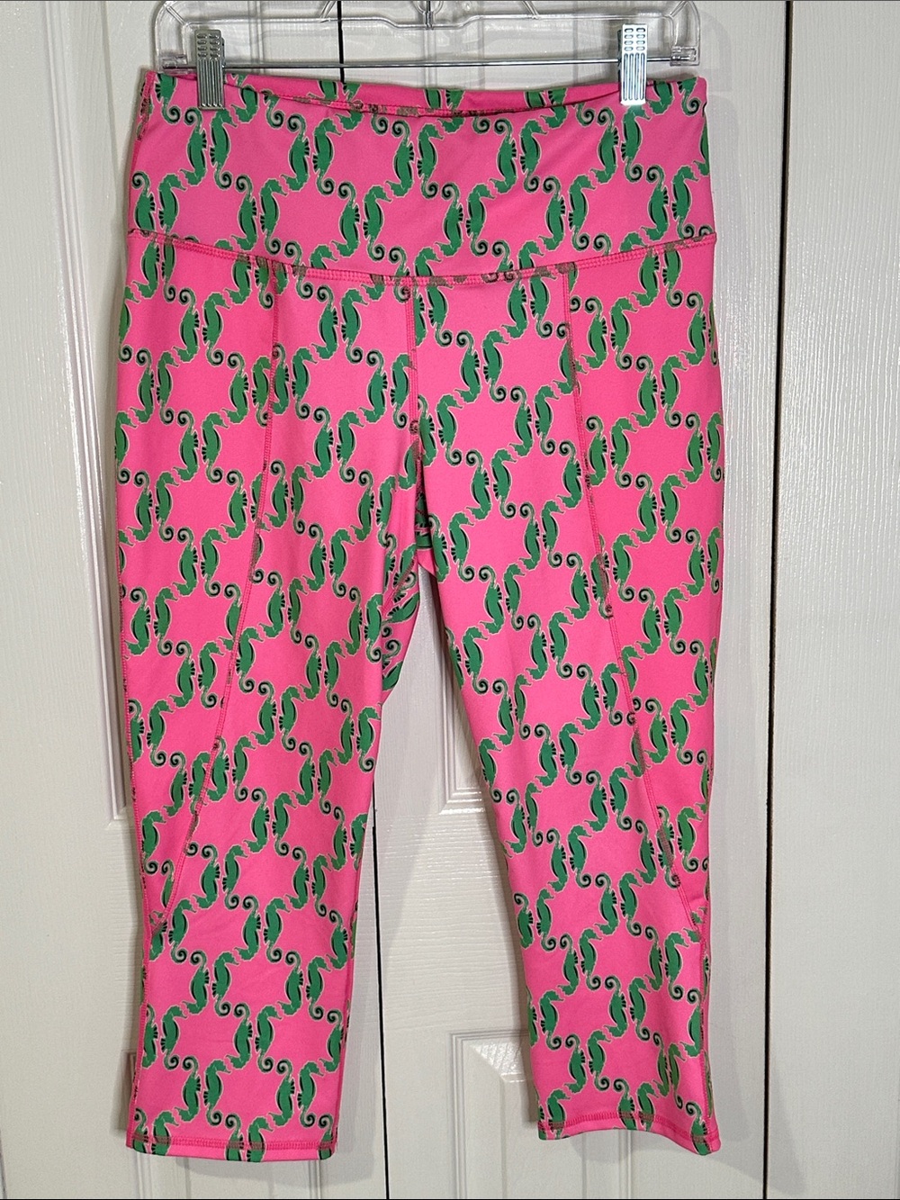 ZELOS Pink Capri Leggings with Green Seahorse Print